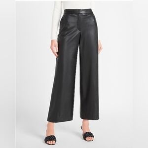❤️ NWT! EXPRESS HIGH RISE WIDE LEG CROPPED BLACK VEGAN LEATHER PANTS, 10 (30)